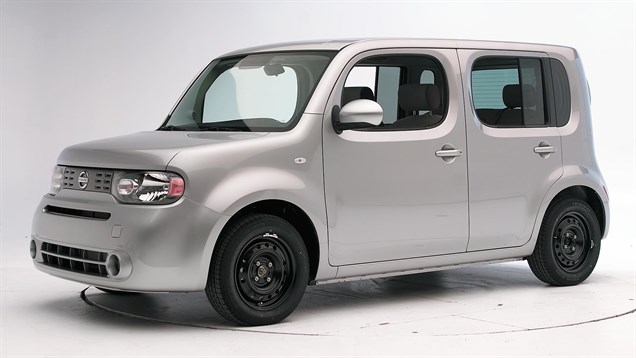 2012 Nissan Cube 4-door wagon
